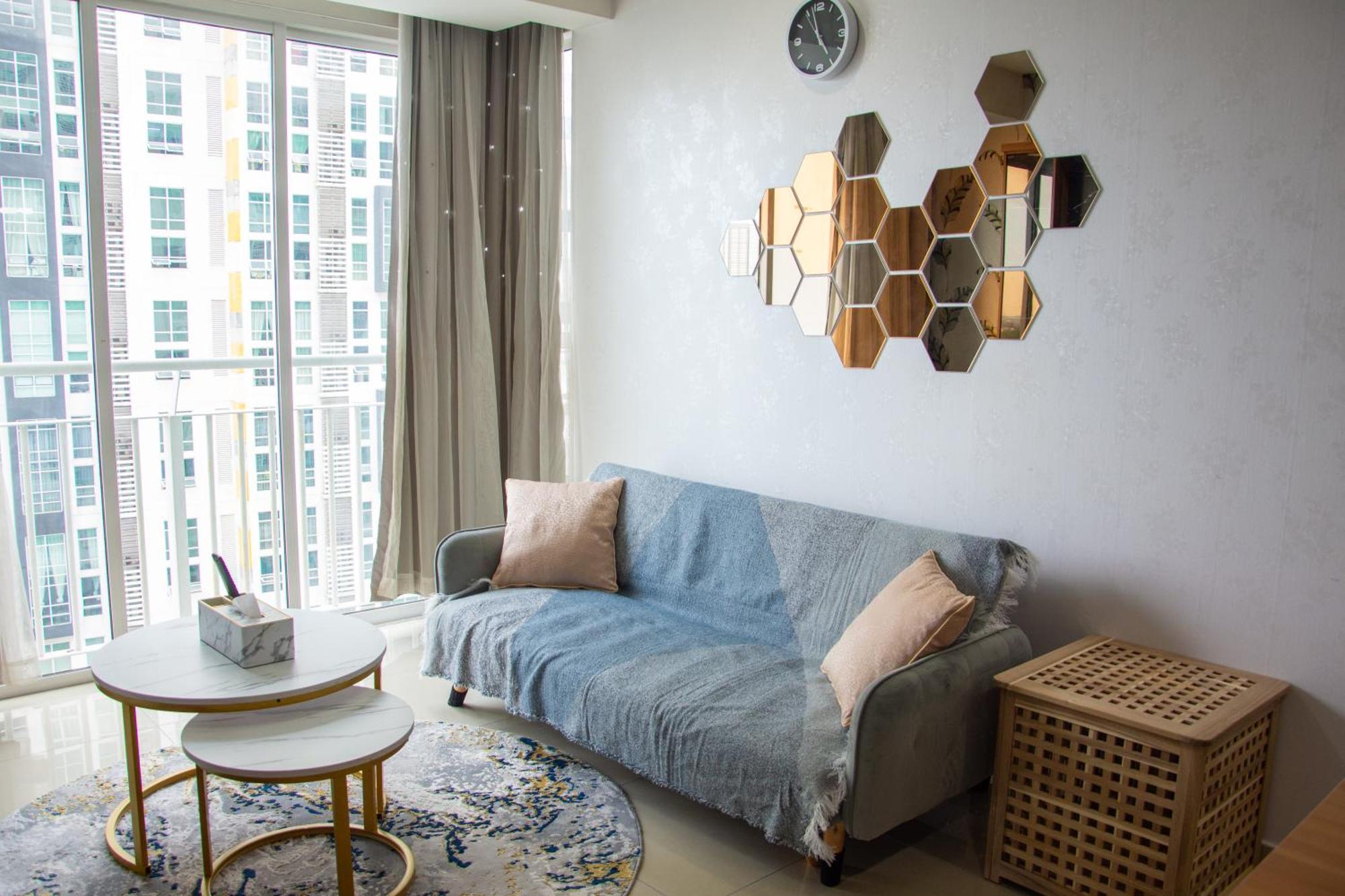 Homestay At Menara U Шах Алам Екстериор снимка